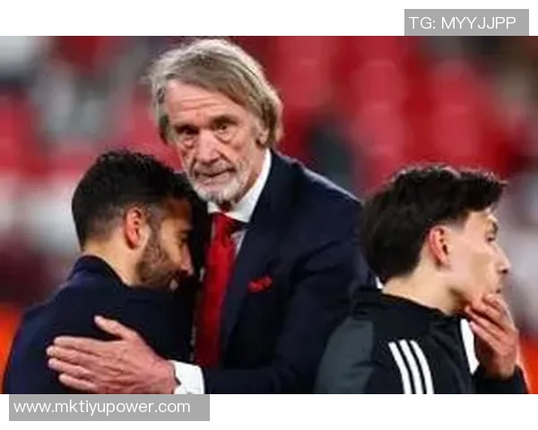 电讯报揭示曼联自弗格森退休后在人员管理上耗资近亿镑